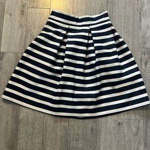 Beautiful vintage skirt!